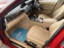 BMW 3 Series 330i Luxury - U3291