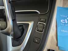 BMW 3 Series 330i Luxury - U3291