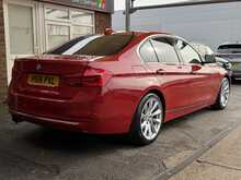 BMW 3 Series 330i Luxury - U3291