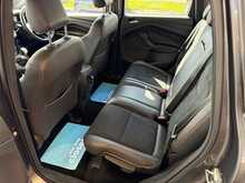 Ford Kuga T EcoBoost ST-Line - U3298