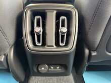 Volvo XC40 Plus - U3307