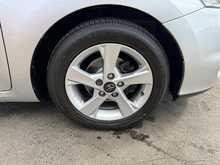 Toyota Auris D-4D TR - U3354