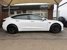 Tesla Model 3  - U3357