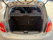 MINI Hatch Cooper - U3358
