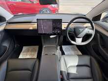 Tesla Model 3  - U3361