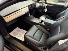 Tesla Model 3  - U3361