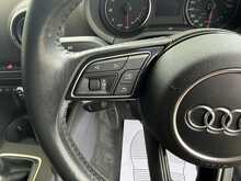 Audi A3 TFSI CoD Sport - U3363