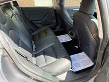 Tesla Model 3  - U3373