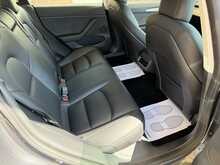 Tesla Model 3  - U3373