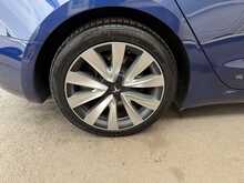 Tesla Model 3 Long Range - U3374