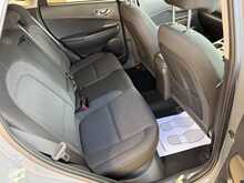 Hyundai KONA Premium - U3385