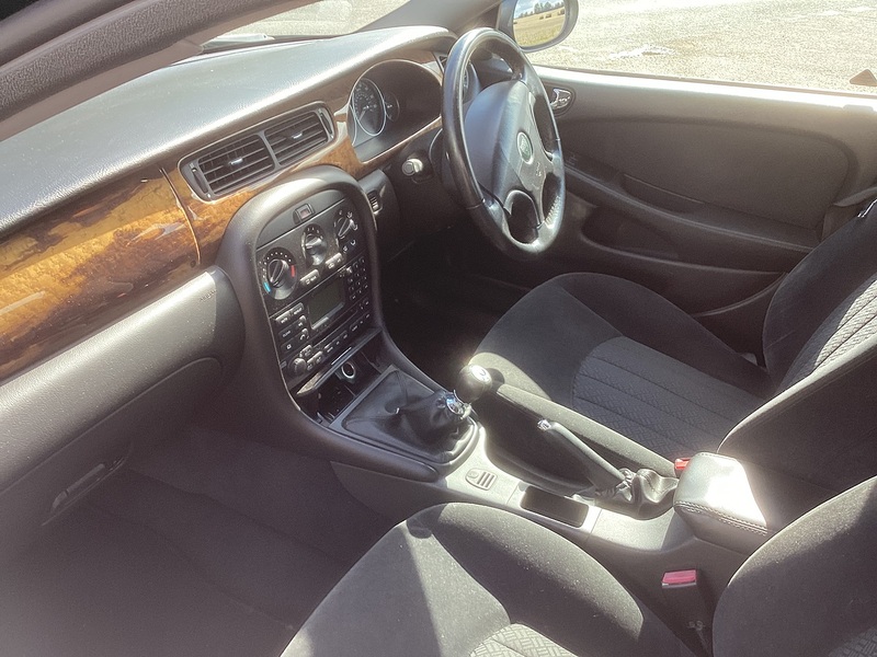 Jaguar 2.5 V6 Saloon 4dr Petrol Manual (AWD) (234 g/km, 194 bhp)