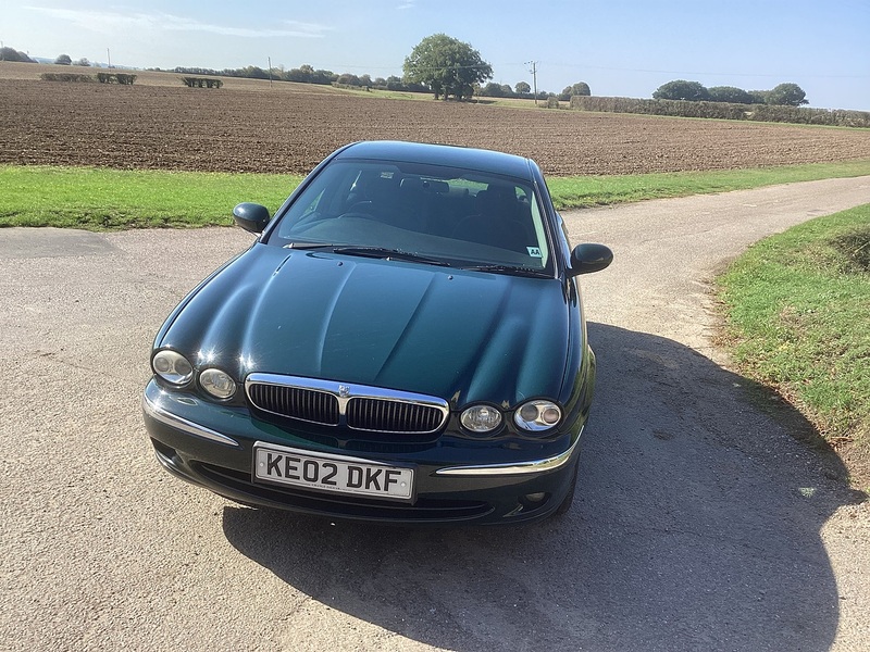 Jaguar 2.5 V6 Saloon 4dr Petrol Manual (AWD) (234 g/km, 194 bhp)