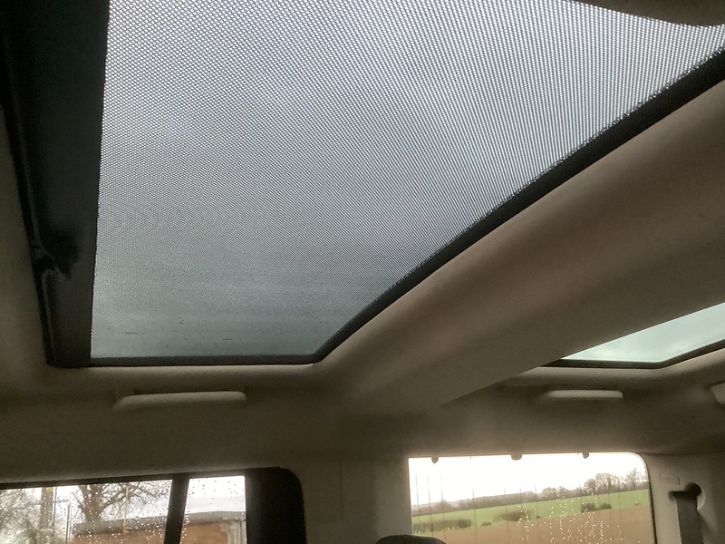 Land Rover 3.0 SD V6 HSE SUV 5dr Diesel Auto 4WD Euro 5 (s/s) (255 bhp)