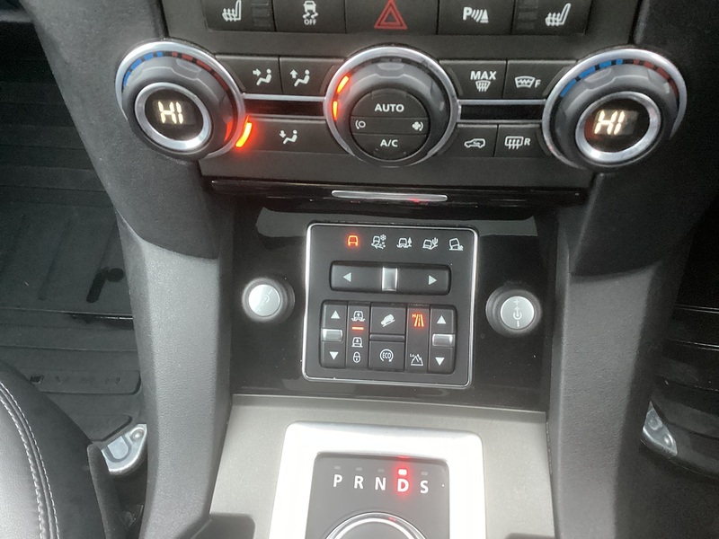 Land Rover 3.0 SD V6 HSE SUV 5dr Diesel Auto 4WD Euro 5 (s/s) (255 bhp)