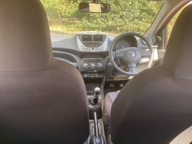 Suzuki 1.0 12V SZ Hatchback 5dr Petrol Manual Euro 5 (68 ps)