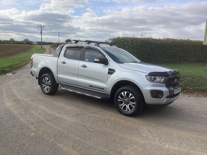 Ford 2.0 EcoBlue Wildtrak Pickup Double Cab 4dr Diesel Auto 4WD Euro 6 (s/s) (213 ps)