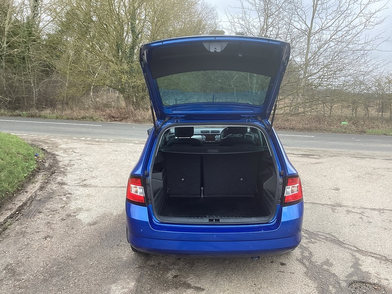 Skoda Skoda Fabia Se L Tsi Estate 1.2 Manual Petrol