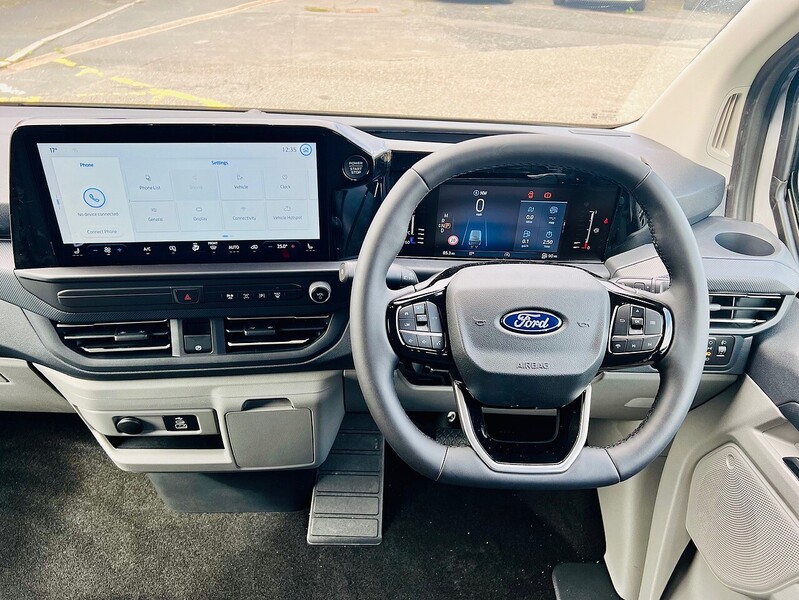 Ford 320 Limited L2H1 Dciv Ecoblue 2.0 5dr Double Cab in Van Manual Diesel