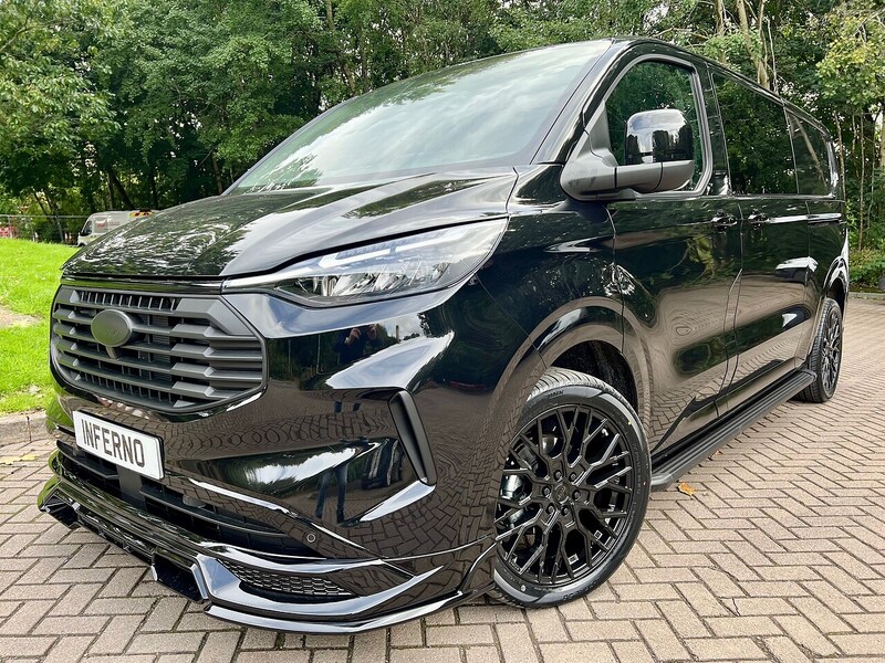 Ford 320 Limited L2h1 Dciv Ecoblue 2.0 6dr Double Cab in Van Auto Diesel