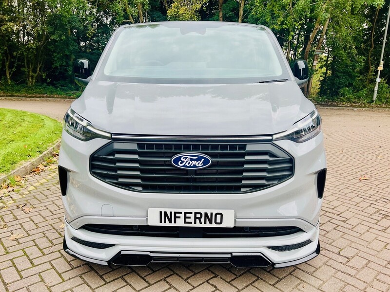 Ford 320 Limited L2h1 Dciv Ecoblue 2.0 Double Cab in Van Manual Diesel