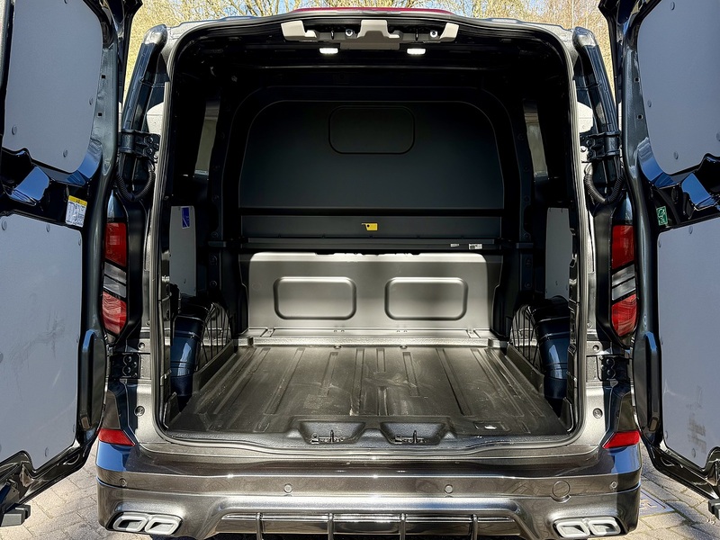 Ford 320 Limited L1h1 Dciv Ecoblue Panel Van 2.0 Automatic Diesel