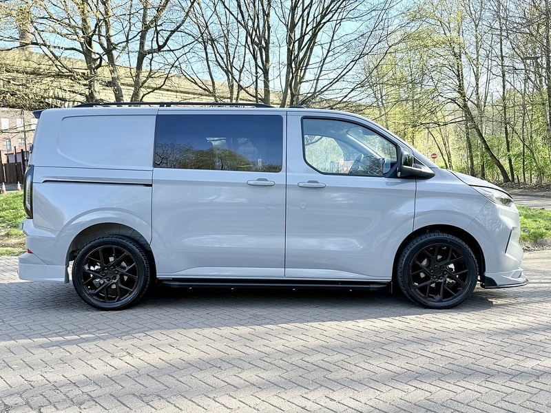 Ford 320 Limited L1h1 Dciv Ecoblue 2.0 6dr Crewvan Manual Diesel