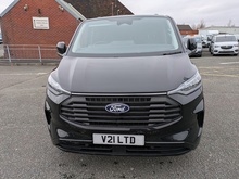 2.0 320 EcoBlue Limited Crew Van Double Cab 5dr Diesel Manual L1 H1 Euro 6 (s/s) (136 ps)