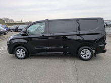 2.0 320 EcoBlue Limited Crew Van Double Cab 5dr Diesel Manual L1 H1 Euro 6 (s/s) (136 ps)