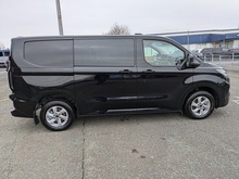 2.0 320 EcoBlue Limited Crew Van Double Cab 5dr Diesel Manual L1 H1 Euro 6 (s/s) (136 ps)