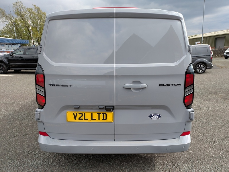 Ford 300 Limited L2h1 Dciv Ecoblue Combi 2.0 Manual Diesel