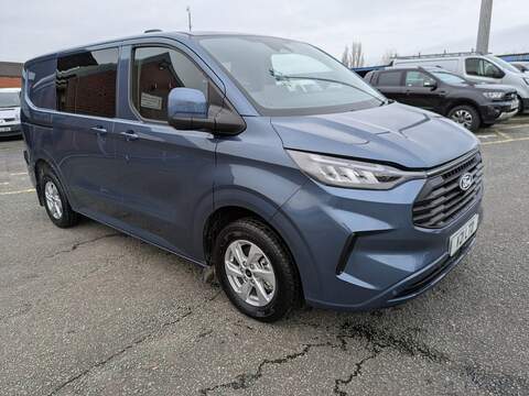 2.0 320 EcoBlue Limited Crew Van Double Cab 5dr Diesel Manual L1 H1 Euro 6 (s/s) (136 ps)