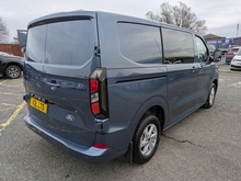 2.0 320 EcoBlue Limited Crew Van Double Cab 5dr Diesel Manual L1 H1 Euro 6 (s/s) (136 ps)