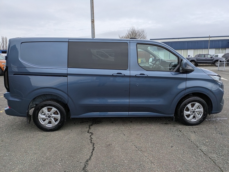 Ford 2.0 320 EcoBlue Limited Crew Van Double Cab 5dr Diesel Manual L1 H1 Euro 6 (s/s) (136 ps)
