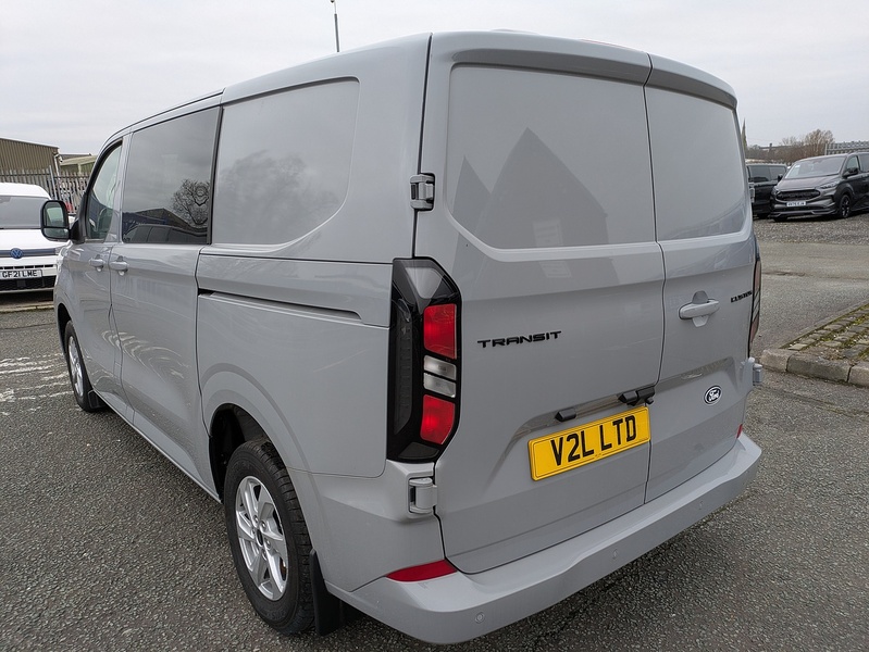 Ford 2.0 320 EcoBlue Limited Crew Van Double Cab 5dr Diesel Manual L1 H1 Euro 6 (s/s) (136 ps)