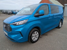 2.0 320 EcoBlue Limited Crew Van Double Cab 5dr Diesel Manual L1 H1 Euro 6 (s/s) (150 ps)