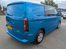 2.0 320 EcoBlue Limited Crew Van Double Cab 5dr Diesel Manual L1 H1 Euro 6 (s/s) (150 ps)