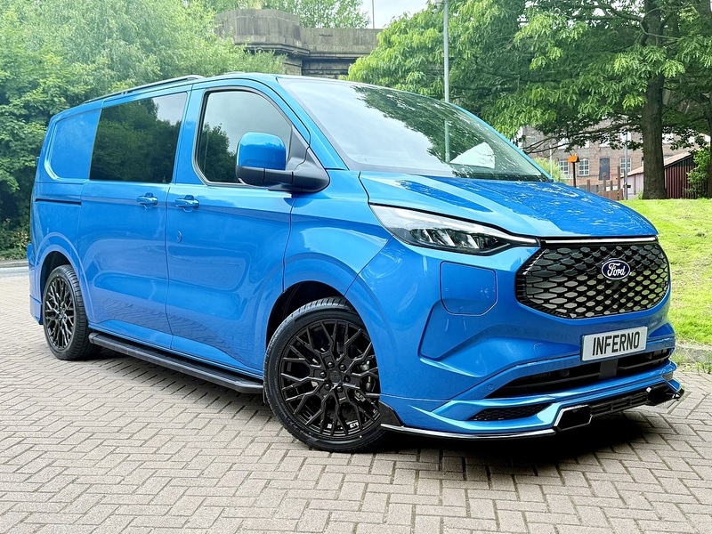 Ford 320 Limited Dciv L1 H1 100KW Double Cab Automatic Electric