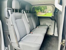 320 65kWh Limited Crew Van Double Cab 5dr Electric Auto L2 H1 (136 ps)