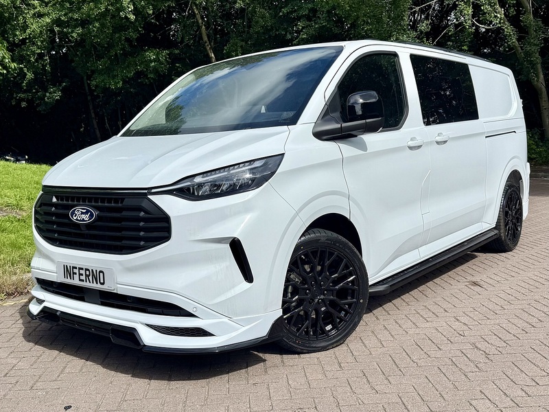 Ford 2.0 300 EcoBlue Limited Crew Van Double Cab 5dr Diesel Manual L2 H1 Euro 6 (s/s) (136 ps)