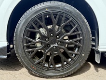 2.0 300 EcoBlue Limited Crew Van Double Cab 5dr Diesel Manual L2 H1 Euro 6 (s/s) (136 ps)