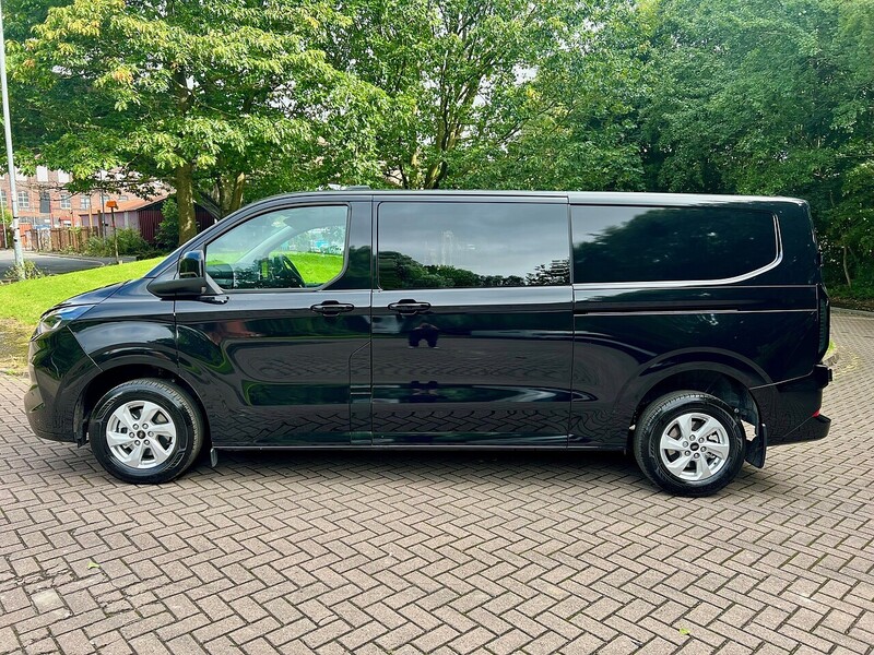 Ford 320 Limited Dciv L2 H1 Panel Van 2.0 Automatic Diesel