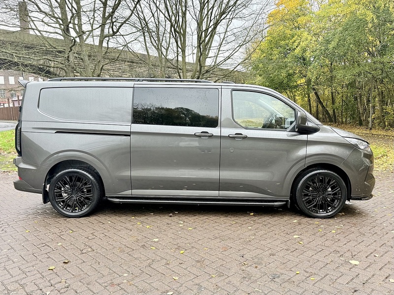 Ford 320 Limited Dciv L2 H1 Panel Van 2.0 Automatic Diesel