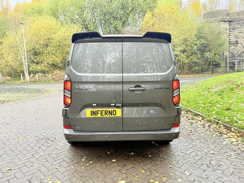 Ford 320 Limited Dciv L2 H1 Panel Van 2.0 Automatic Diesel