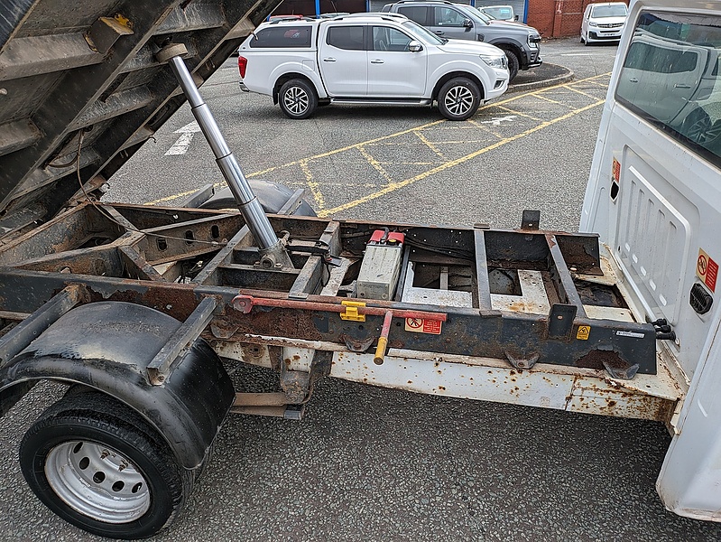 Ford 2.4 TDCi 350 Duratorq Dropside 2dr Diesel Manual RWD L2 (113 bhp)
