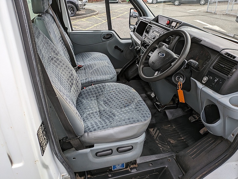 Ford 2.4 TDCi 350 Duratorq Dropside 2dr Diesel Manual RWD L2 (113 bhp)