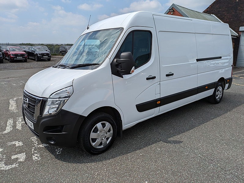 Nissan 2.3 dCi 35 Acenta Panel Van 4dr Diesel Manual FWD L3 H2 Euro 6 (135 ps)