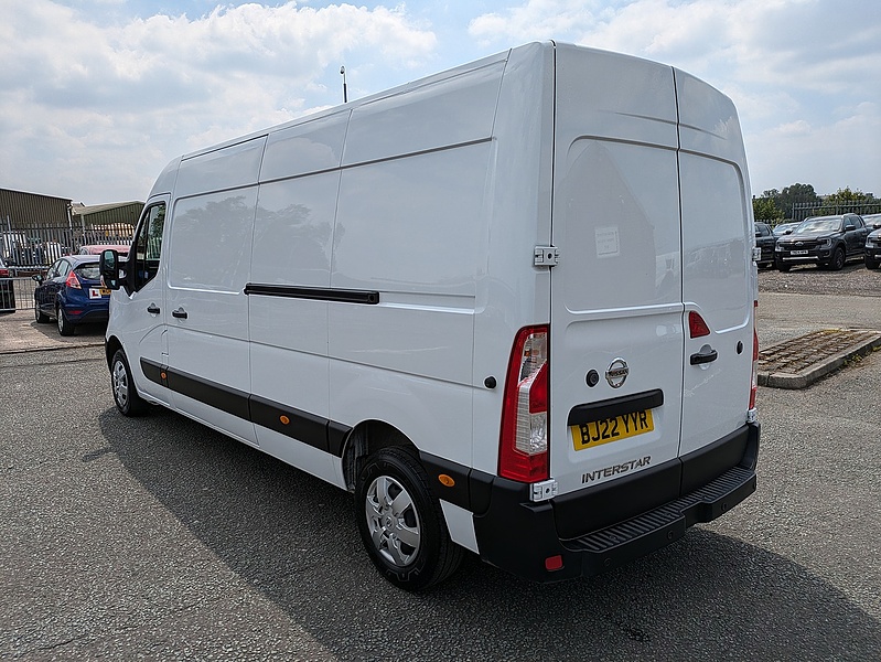 Nissan 2.3 dCi 35 Acenta Panel Van 4dr Diesel Manual FWD L3 H2 Euro 6 (135 ps)