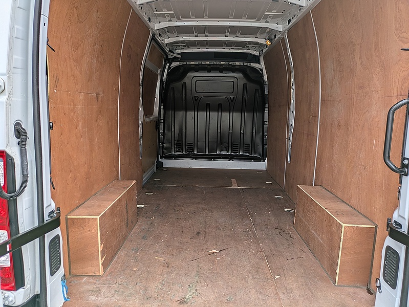 Nissan 2.3 dCi 35 Acenta Panel Van 4dr Diesel Manual FWD L3 H2 Euro 6 (135 ps)