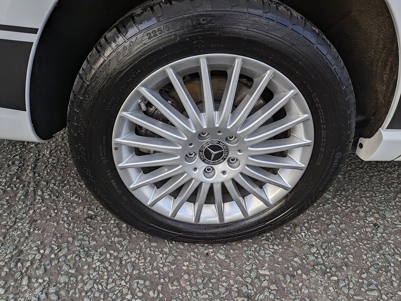 Mercedes-Benz 2.0 119 CDI SELECT Crew Van Double Cab 5dr Diesel G-Tronic RWD L2 Euro 6 (s/s) (190 ps)